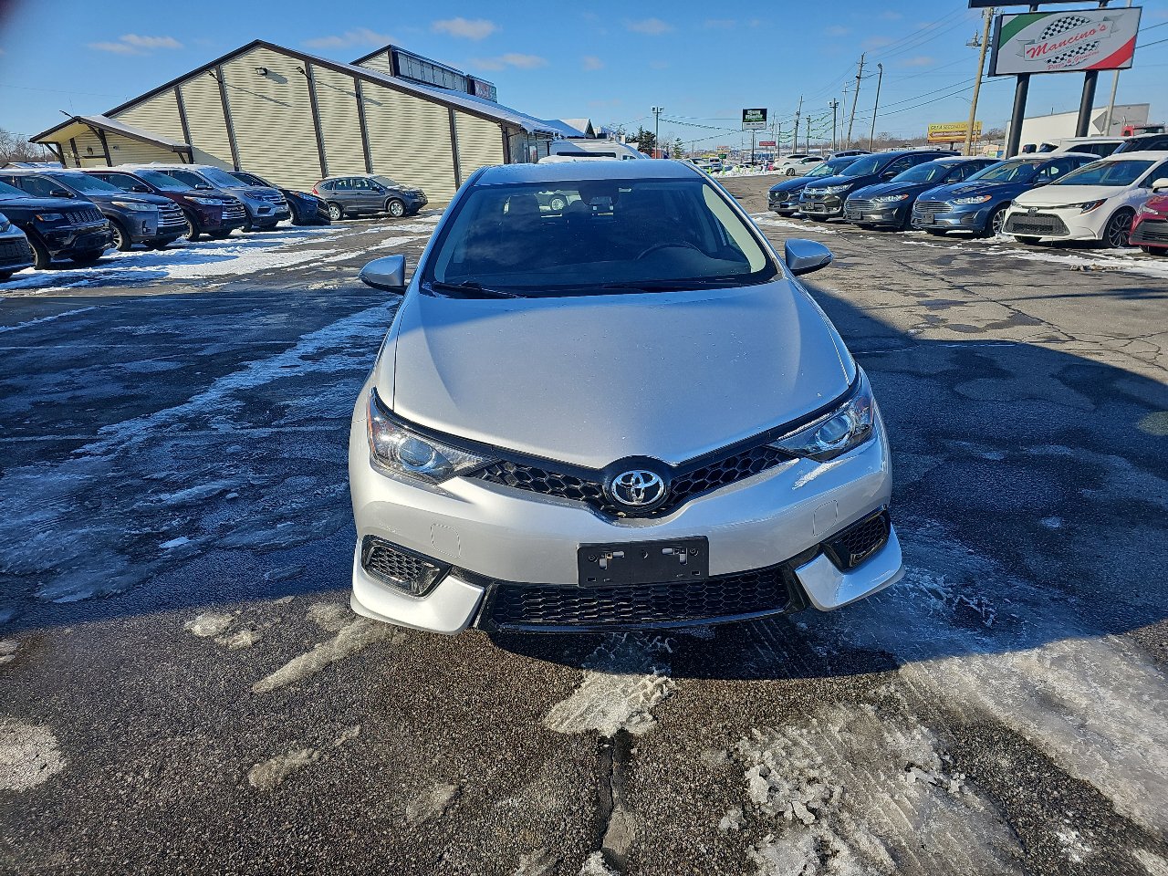 Used 2017 Toyota Corolla iM image 3