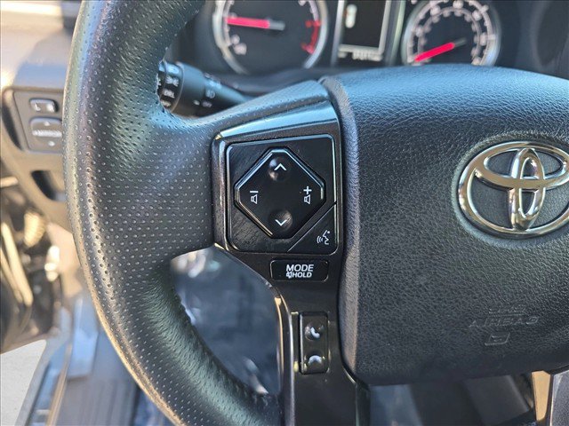 Used 2021 Toyota 4Runner TRD Off-Road Premium w/ Moonroof Package AWD/4WD image 17