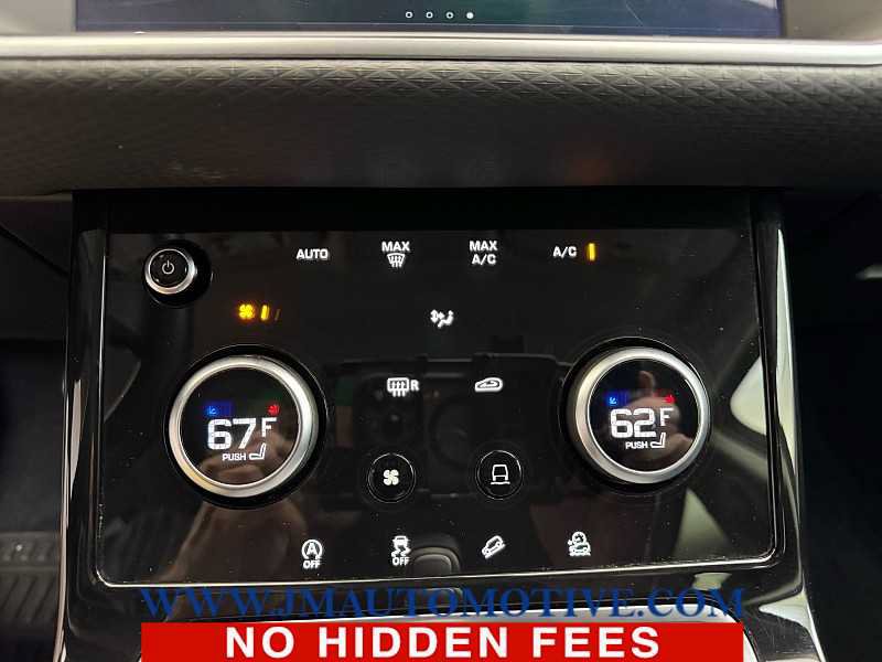 Used 2020 Land Rover Range Rover Evoque S AWD/4WD image 32