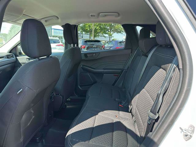 Used 2023 Ford Escape Active w/ Tech Pack #1 AWD/4WD image 10