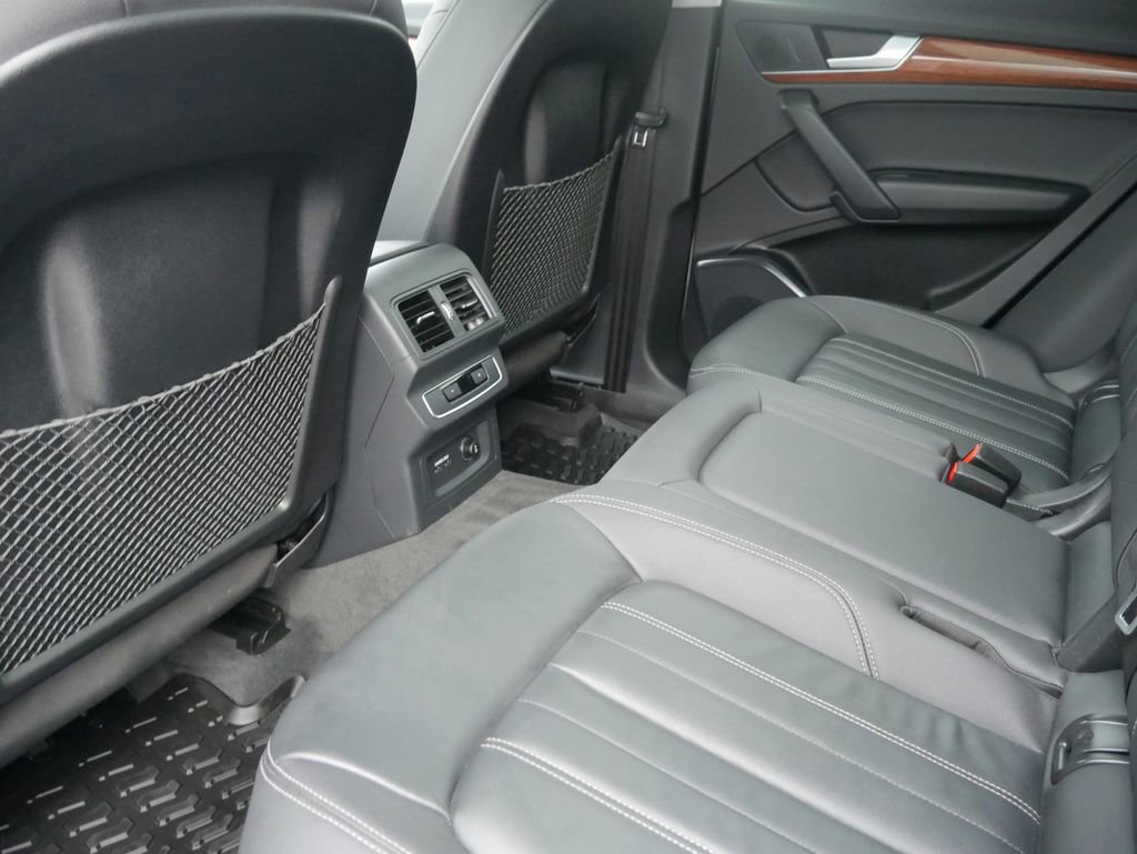 Certified 2023 Audi Q5 2.0T Premium w/ Convenience Package image 24