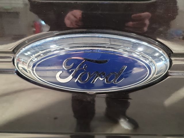 Used 2013 Ford F150 Lariat w/ Mid Equipment Group image 8