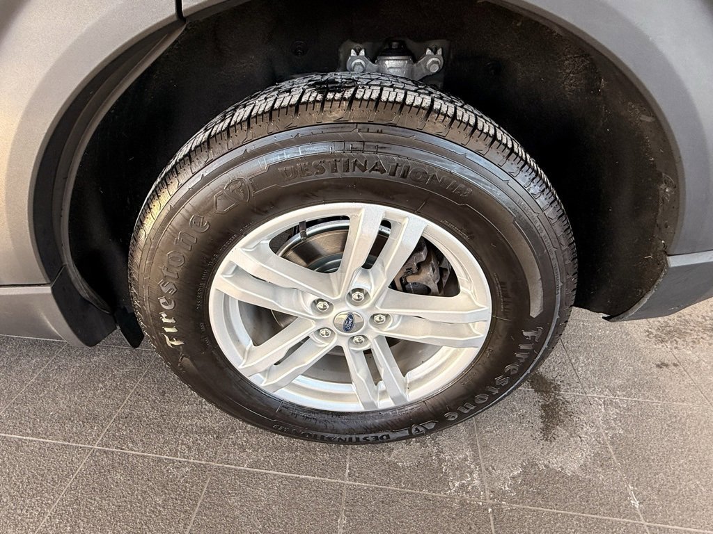 Used 2021 Ford Explorer XLT image 45