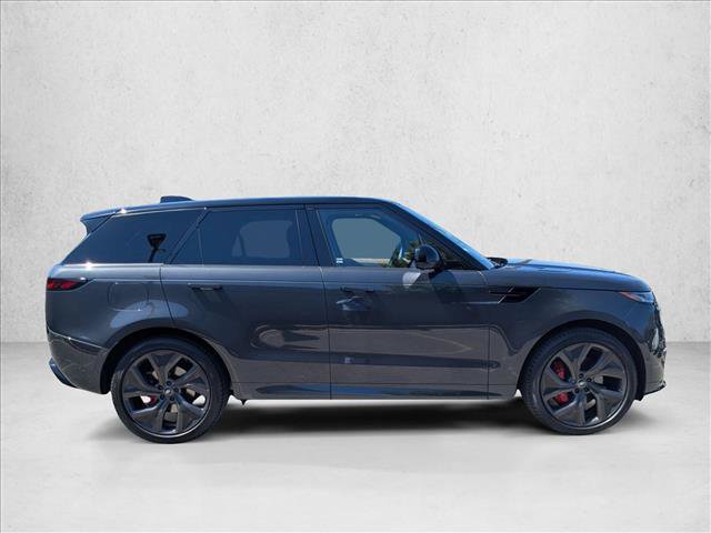 Used 2024 Land Rover Range Rover Sport Dynamic SE AWD/4WD image 4