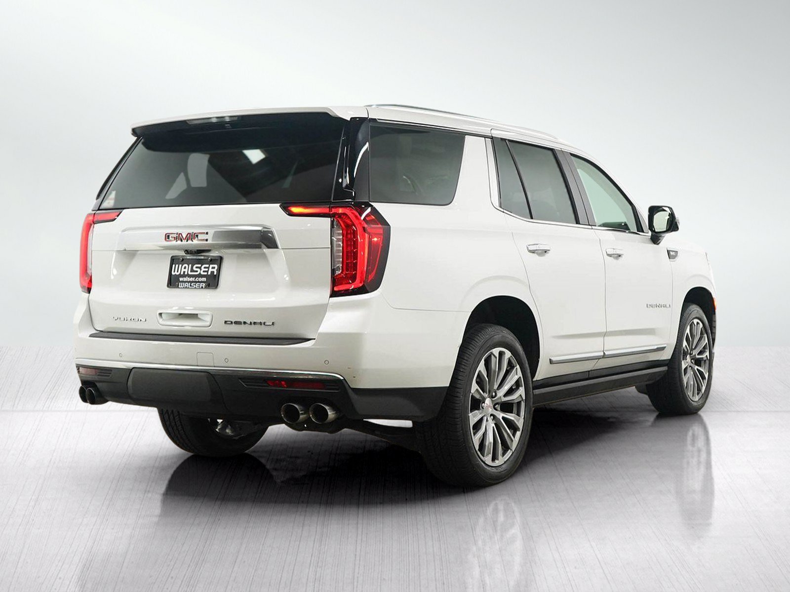Used 2021 GMC Yukon Denali w/ Denali Premium Package AWD/4WD image 5