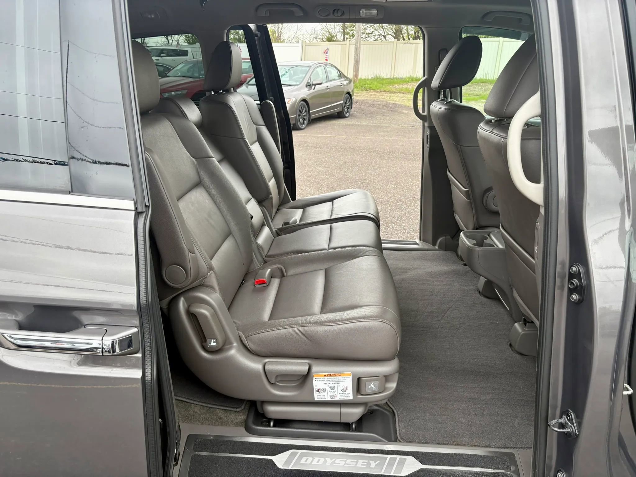 Used 2015 Honda Odyssey Touring Elite image 26