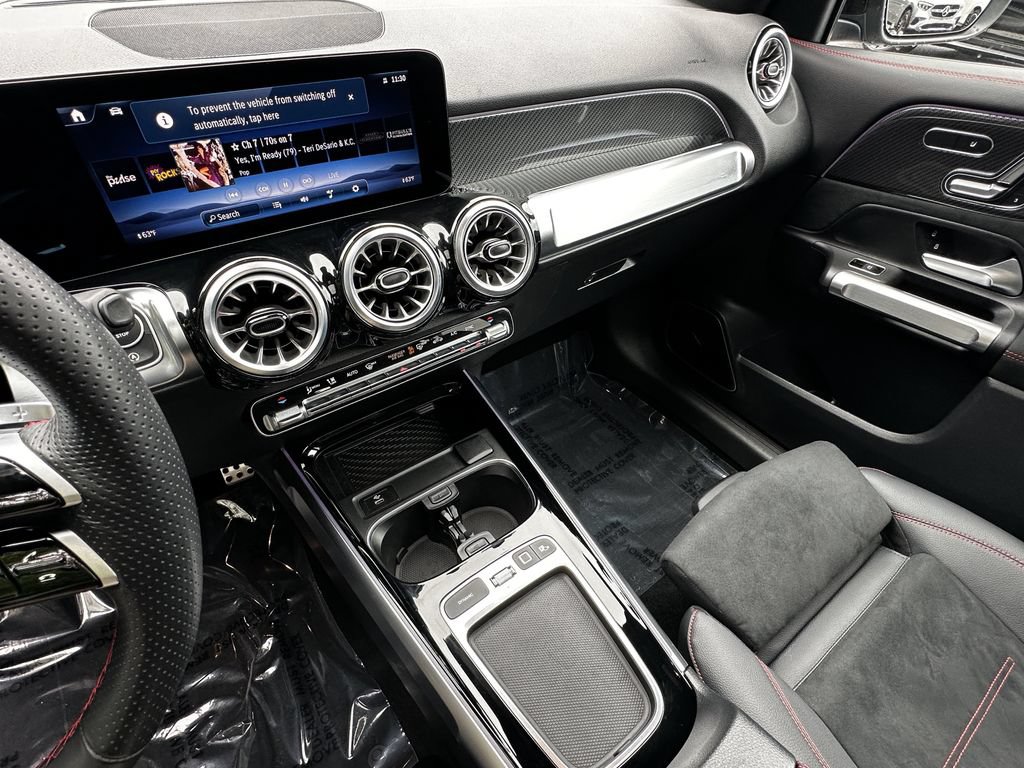 Certified 2025 Mercedes-Benz GLB 250 image 31