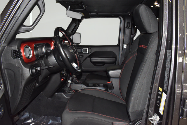 Used 2021 Jeep Wrangler Unlimited Rubicon w/ Uconnect 4C Nav & Sound Group AWD/4WD image 31