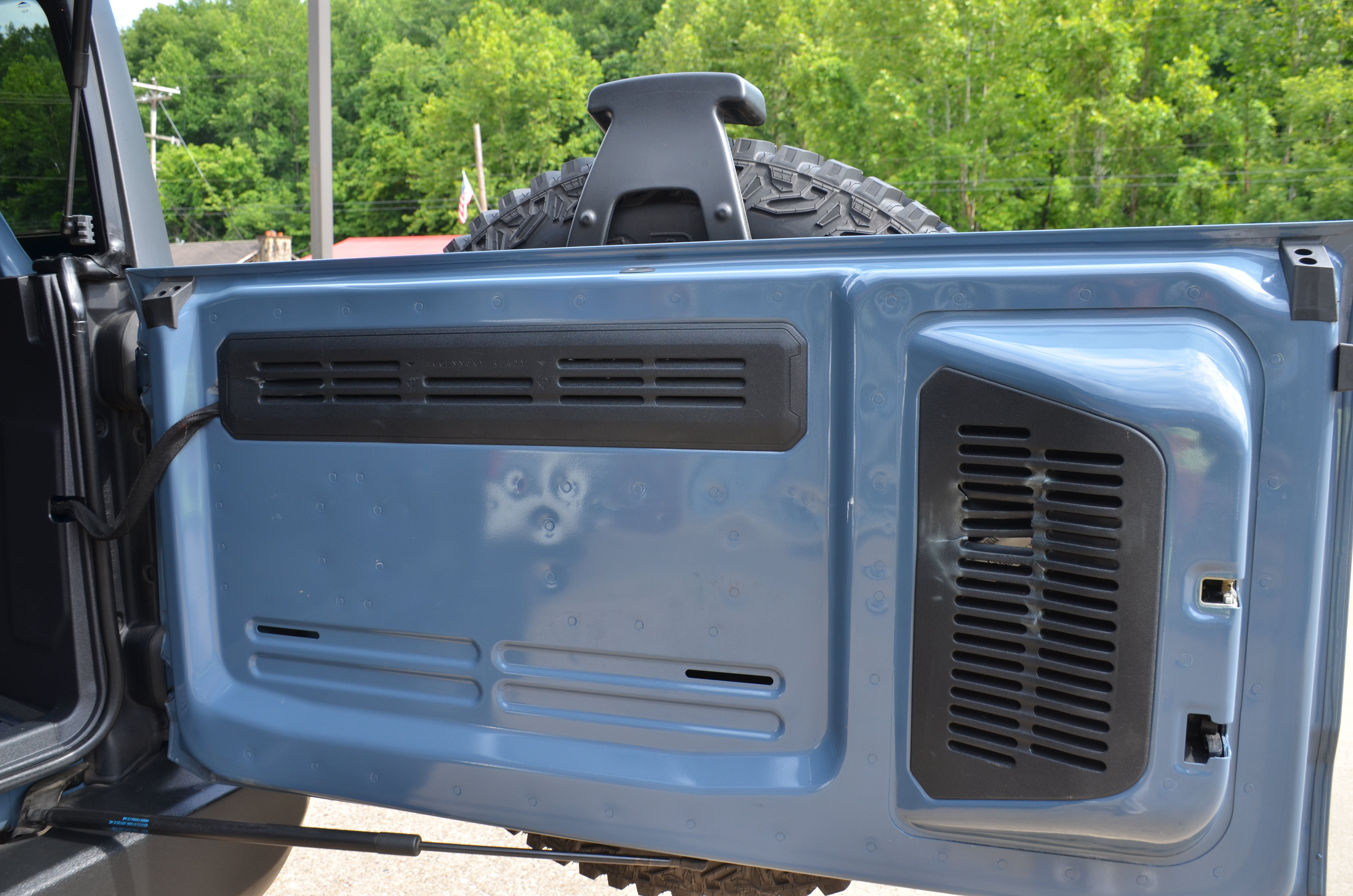 Used 2023 Ford Bronco Outer Banks w/ Sasquatch Package AWD/4WD image 43