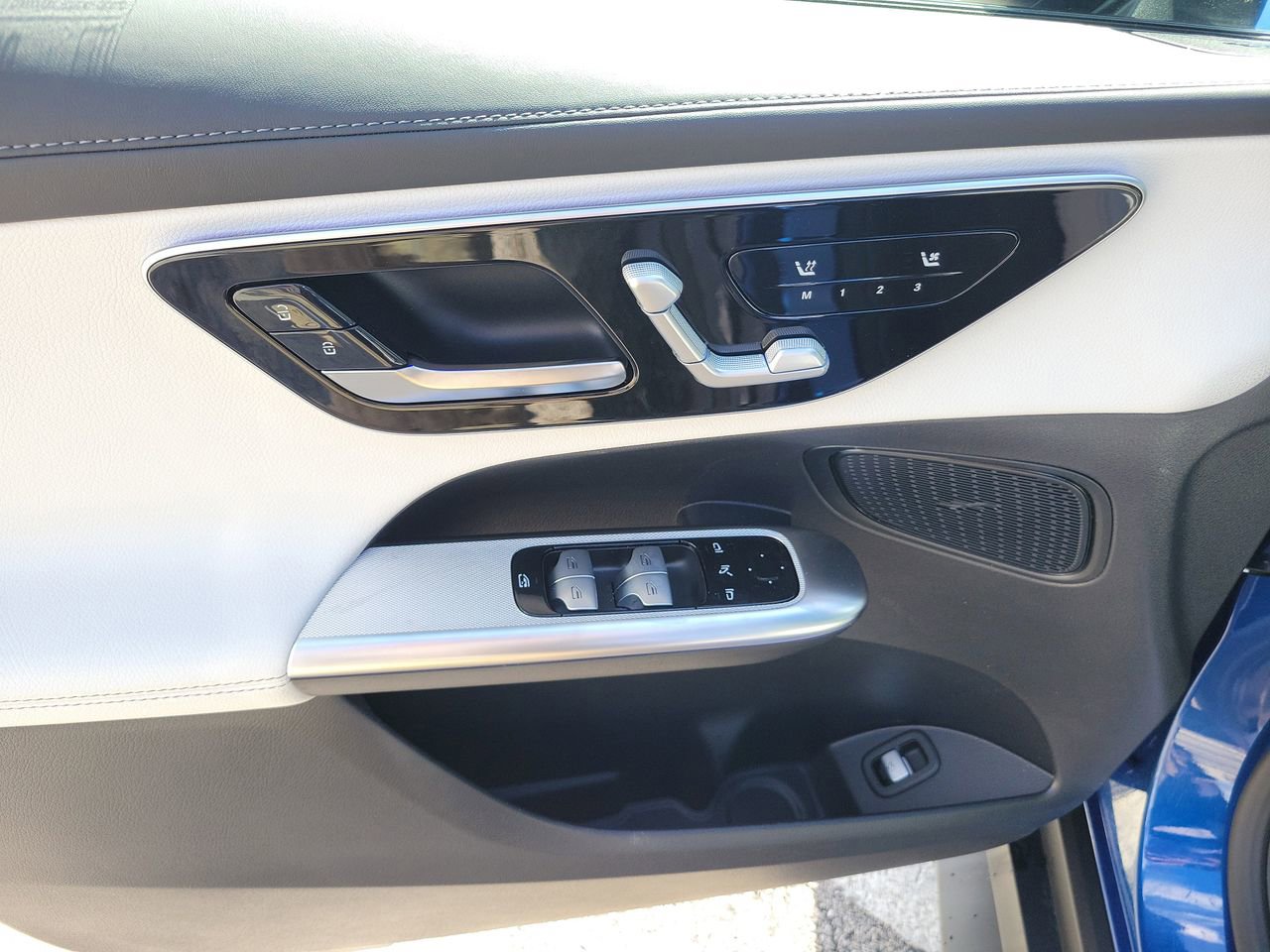 New 2026 Mercedes-Benz GLC 300 4MATIC image 61