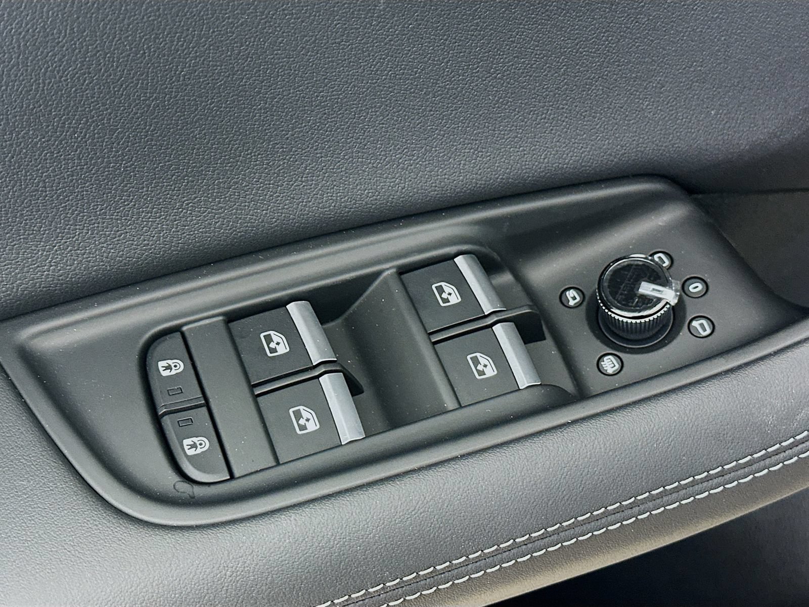 New 2026 Audi Q8 Premium Plus AWD/4WD image 17
