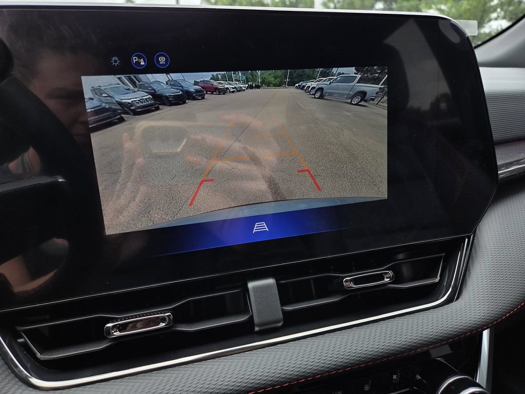 New 2027 Chevrolet Equinox RS w/ Convenience Package III FWD image 11