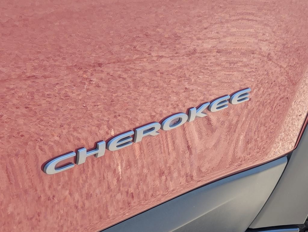 Used 2020 Jeep Cherokee Trailhawk AWD/4WD image 37