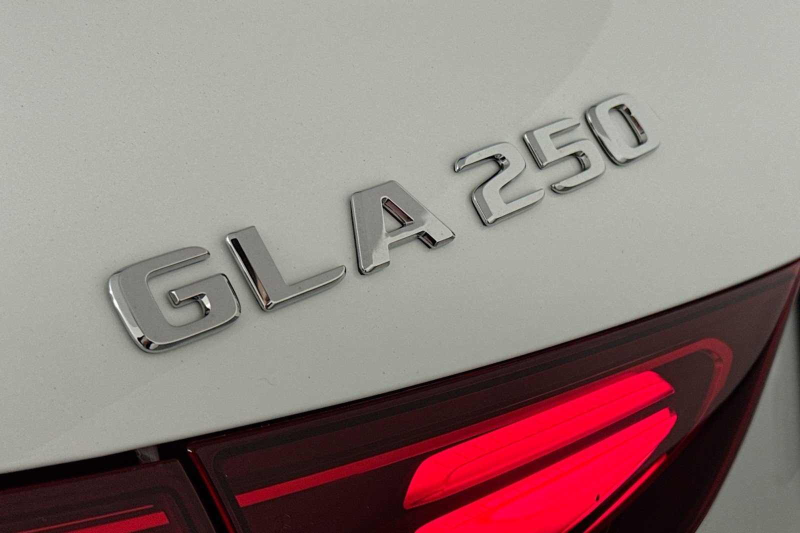 New 2026 Mercedes-Benz GLA 250 image 8
