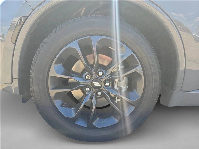 Certified 2025 Dodge Durango GT w/ Blacktop Package RWD image 26