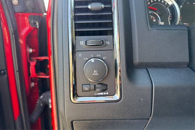 Used 2017 RAM 1500 Sport w/ Quick Order Package 26Q Night AWD/4WD image 17