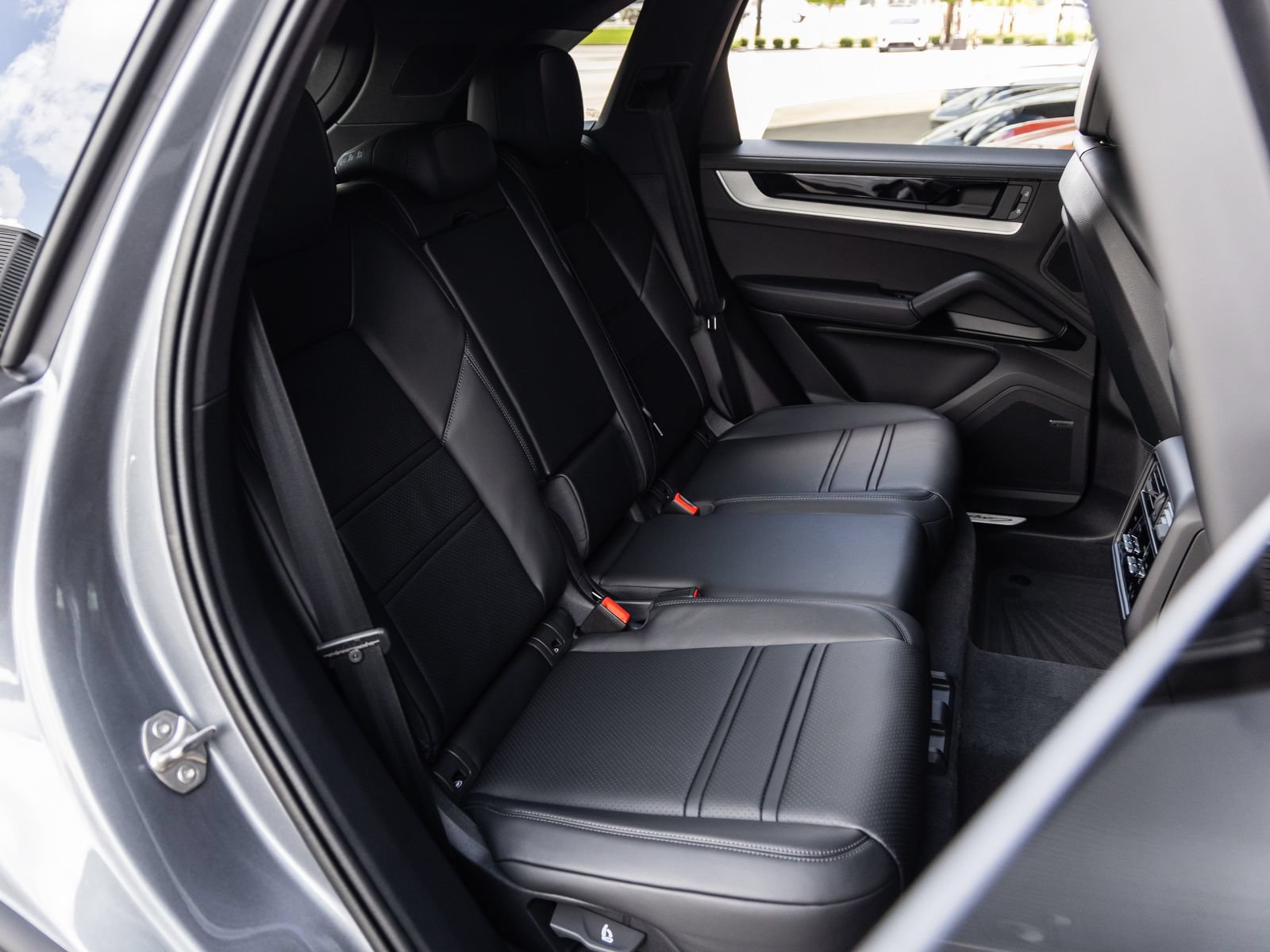 New 2026 Porsche Cayenne S AWD/4WD image 42