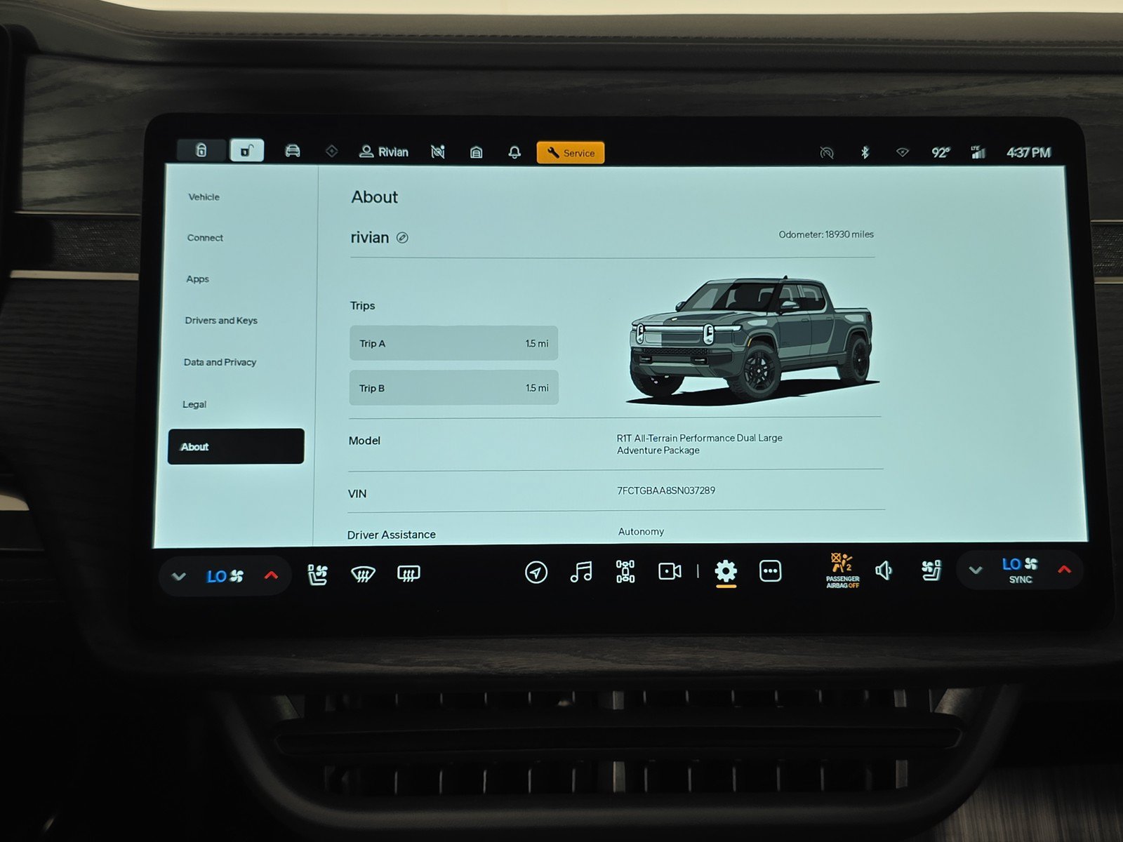 Used 2025 Rivian R1T Adventure AWD/4WD image 27