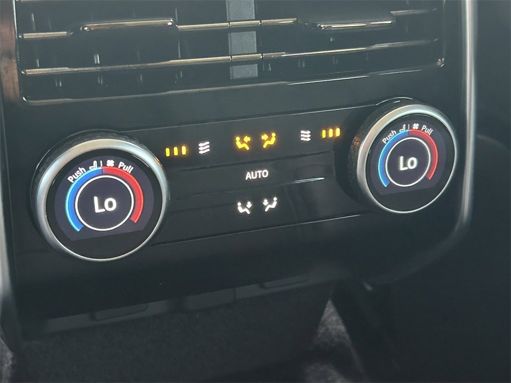 Used 2023 Land Rover Range Rover SE image 22