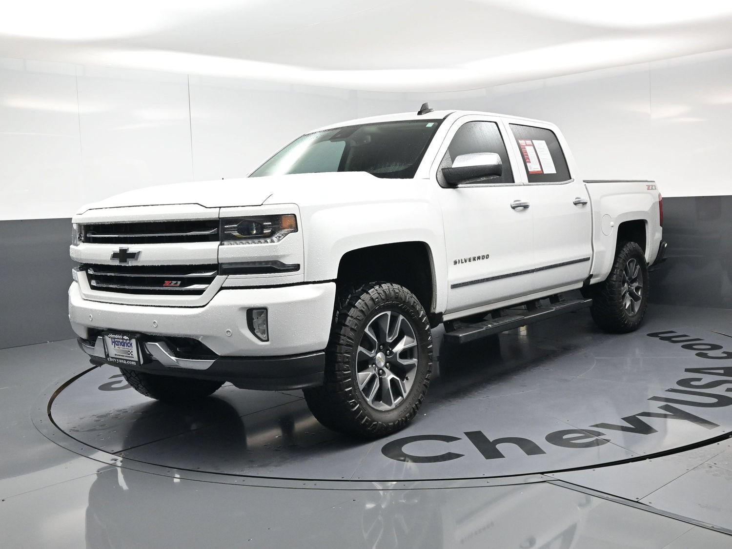 Used 2018 Chevrolet Silverado 1500 LTZ Z71 w/ LTZ Plus Package AWD/4WD image 5