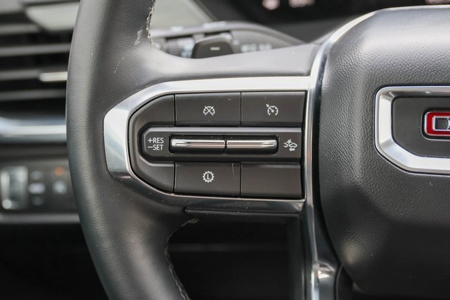 Used 2025 GMC Acadia Elevation image 29