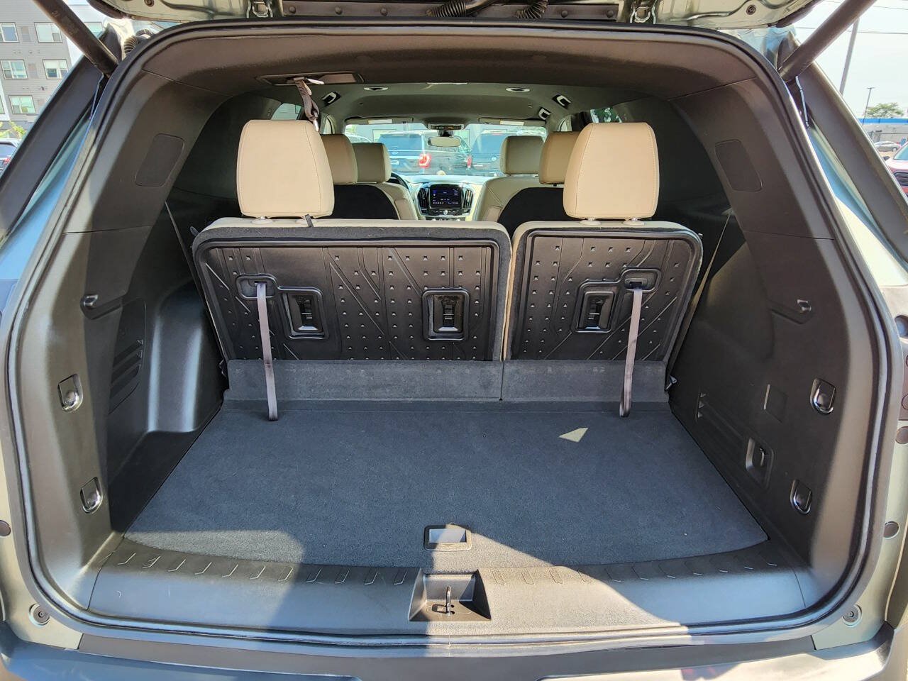 Used 2023 Chevrolet Traverse LT w/ LPO, Floor Liner Package AWD/4WD image 29