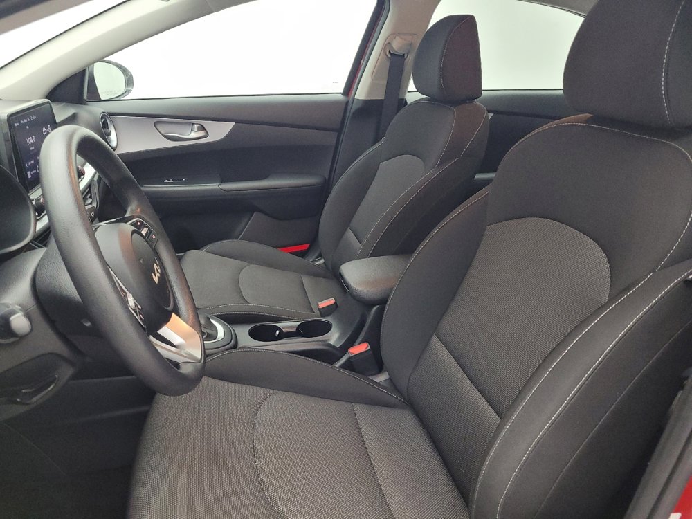 Used 2024 Kia Forte LXS FWD image 17