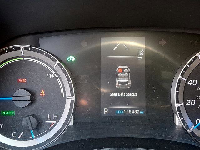 Used 2022 Toyota Highlander LE AWD/4WD image 5