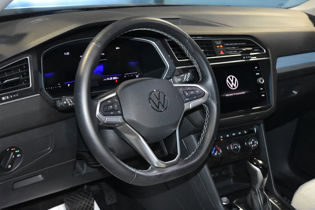 Used 2024 Volkswagen Tiguan S image 2