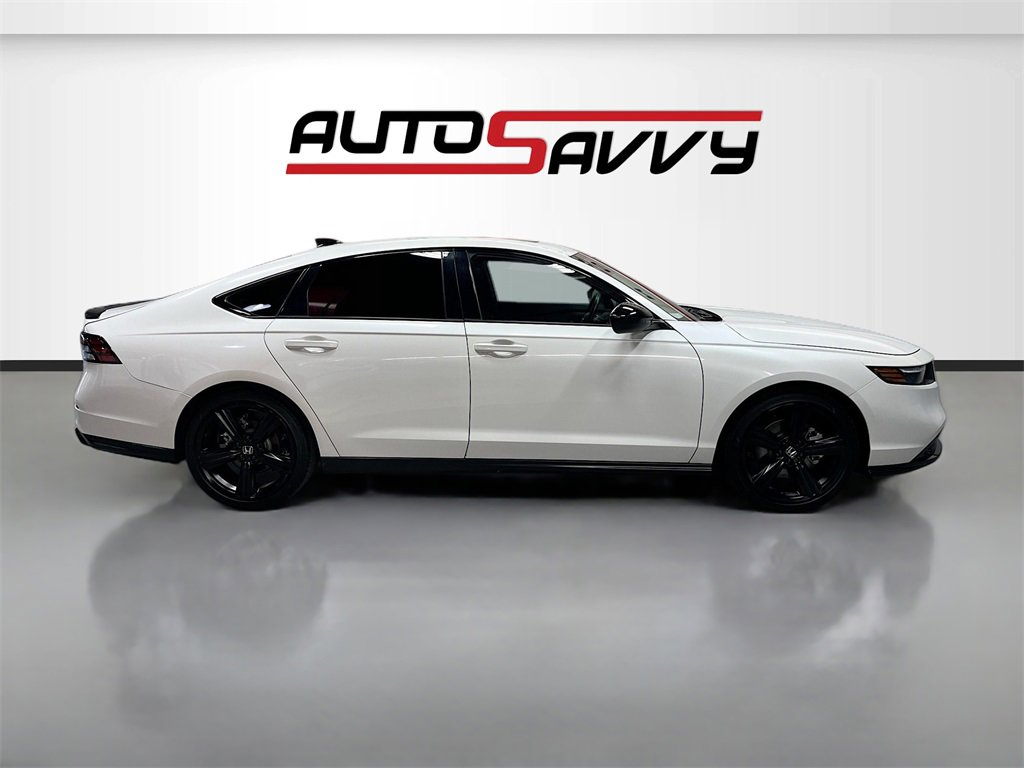 Used 2025 Honda Accord Sport image 8