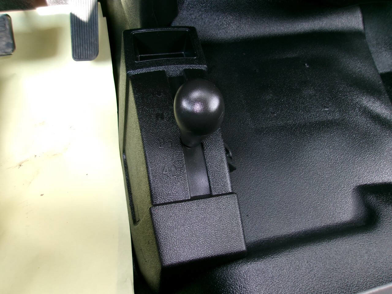 Used 2012 Chevrolet Silverado 2500 W/T w/ Snow Plow Prep Package image 16