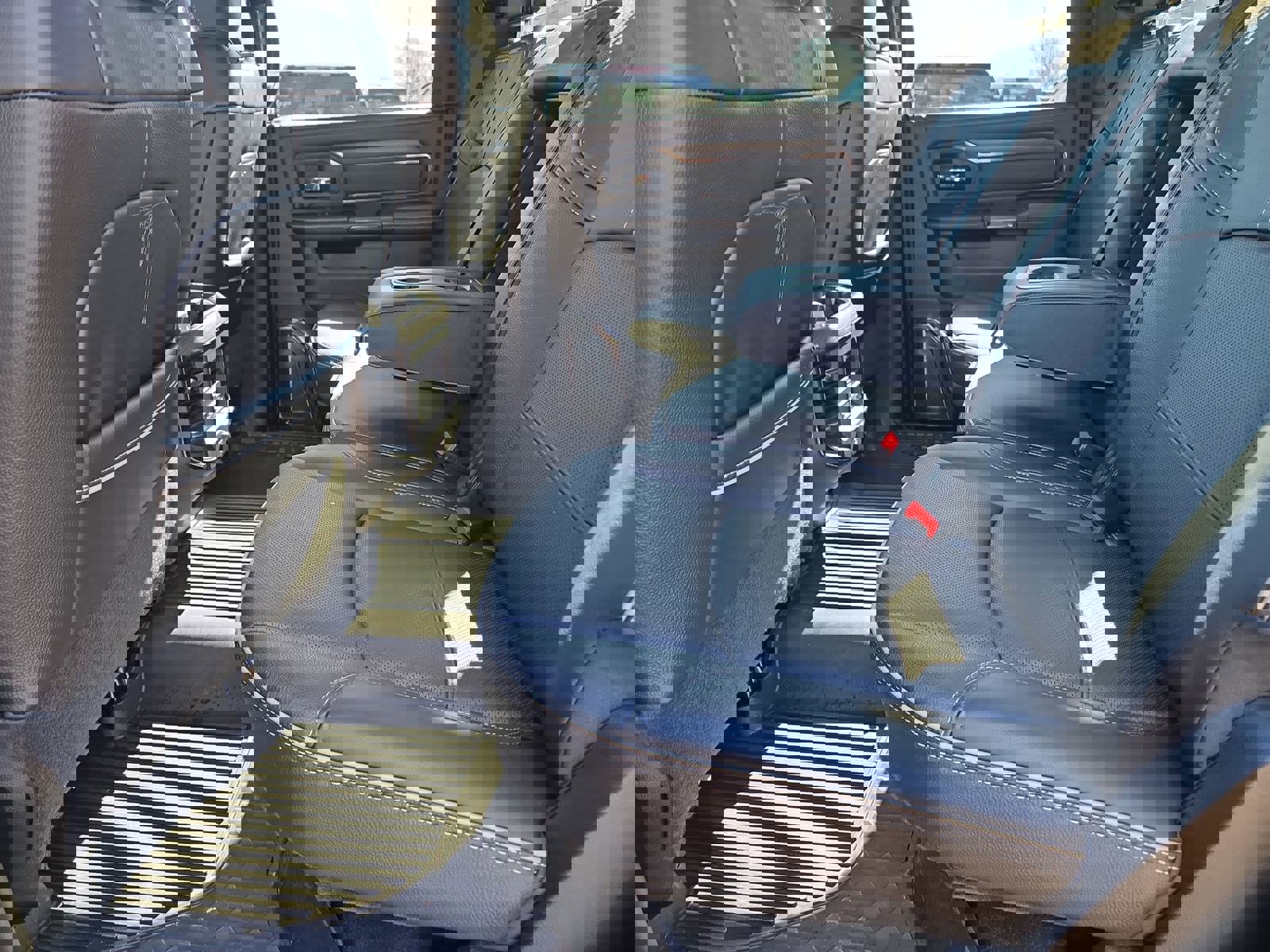 Used 2024 RAM 2500 Limited image 16