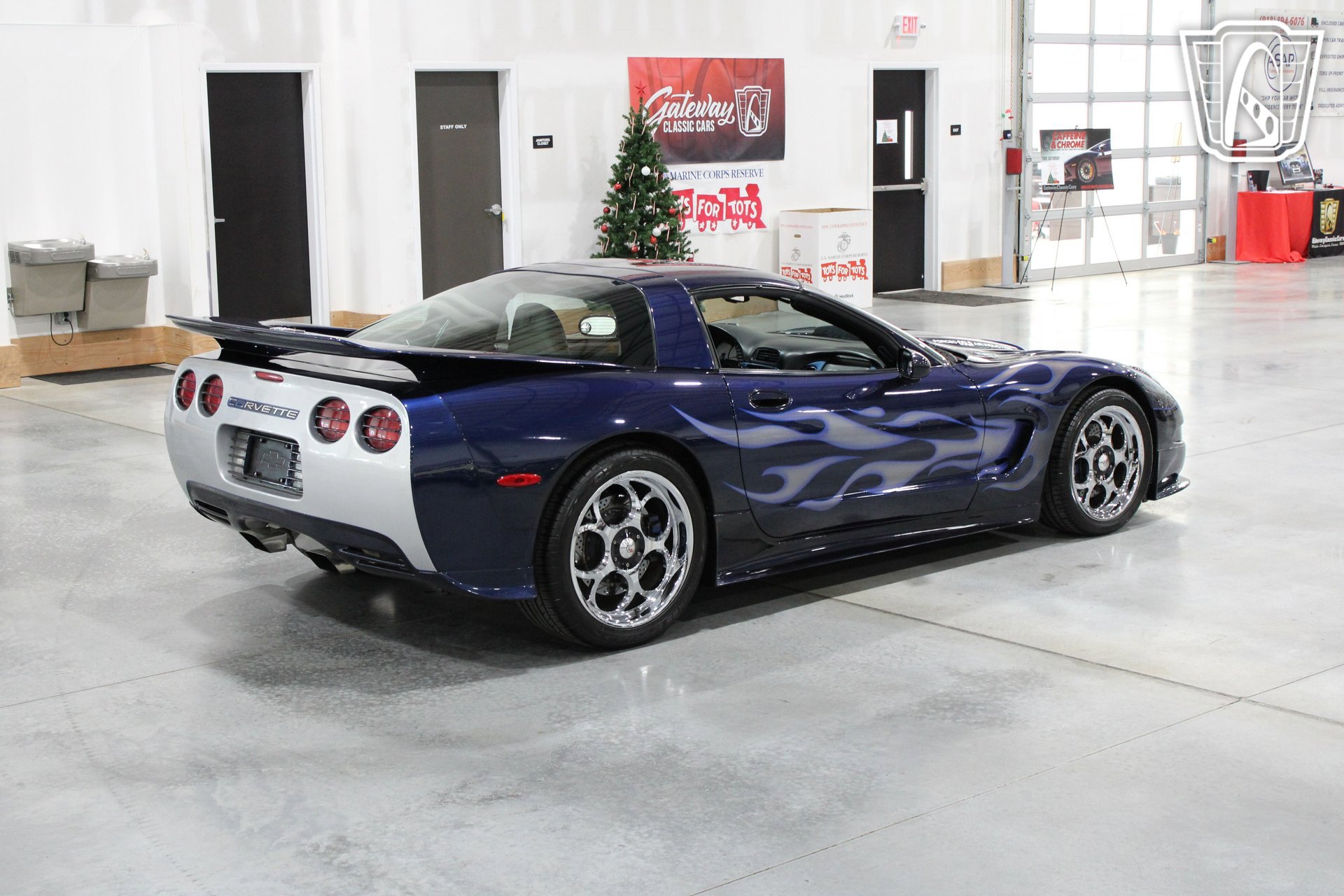 Used 2000 Chevrolet Corvette Coupe image 39