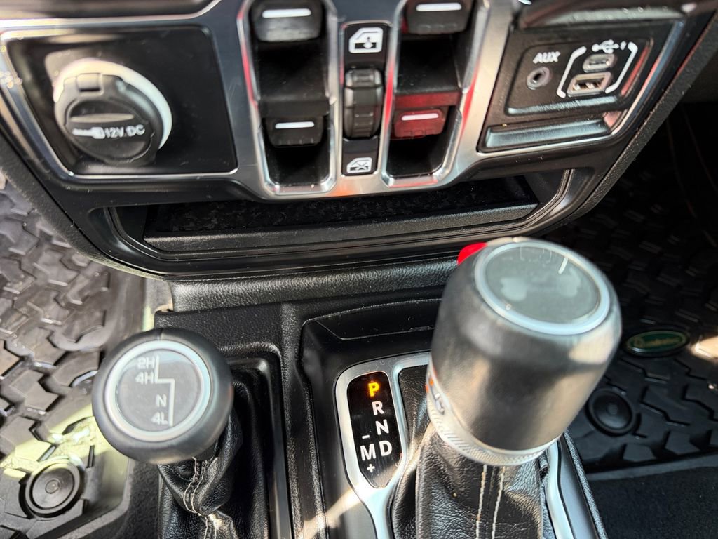 Used 2021 Jeep Wrangler Unlimited Sahara image 37