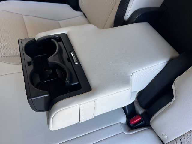 Used 2024 Lexus RX 350 Premium w/ Accessory Package (Z1) FWD image 32