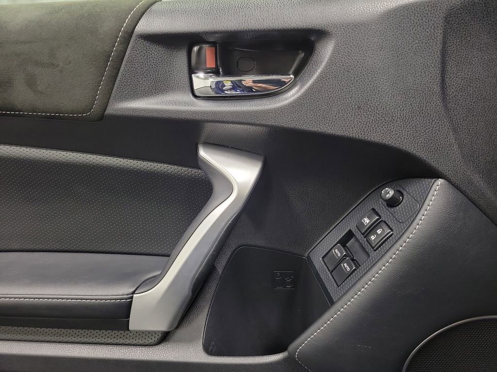 Used 2020 Toyota 86 image 18