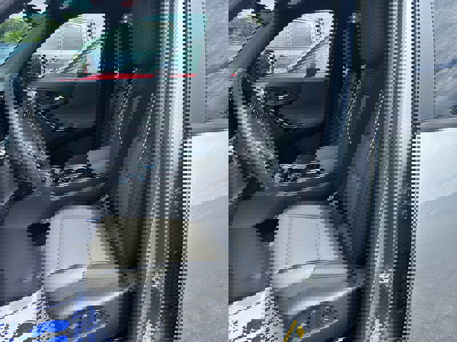 New 2026 Chevrolet Equinox LT w/ Convenience Package II image 14