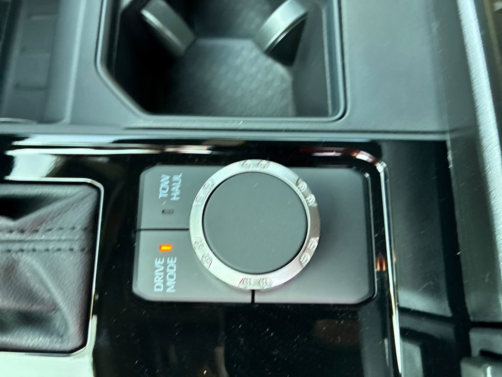 New 2026 Toyota Tundra SR5 image 33