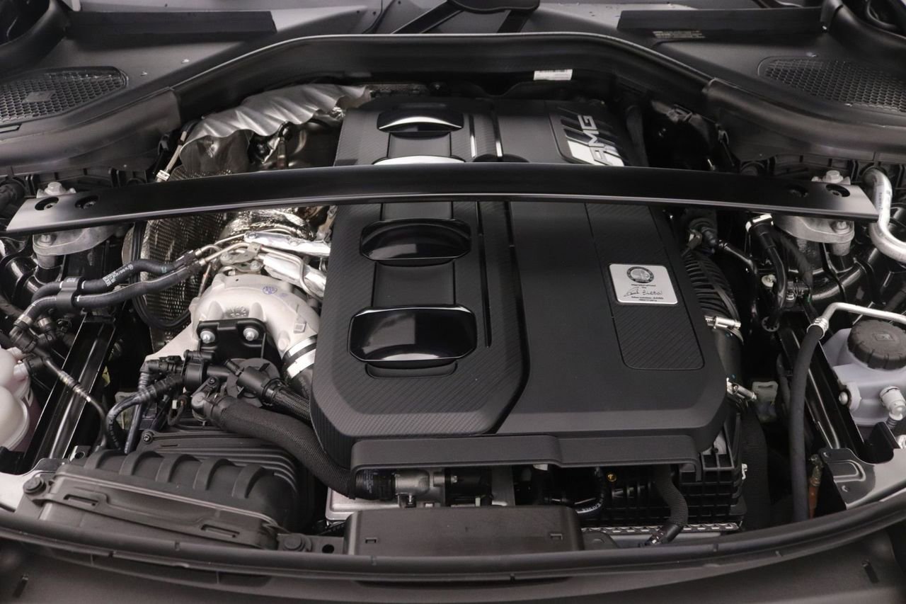 New 2026 Mercedes-Benz GLC 43 AMG 4MATIC image 11