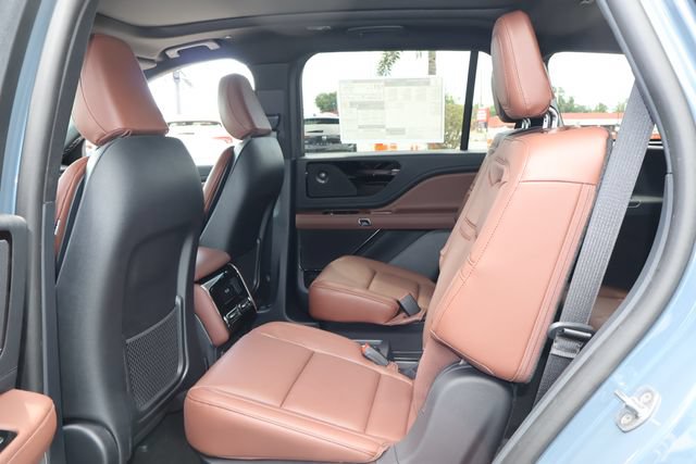 New 2026 Lincoln Aviator Reserve w/ Illumination Package RWD image 15