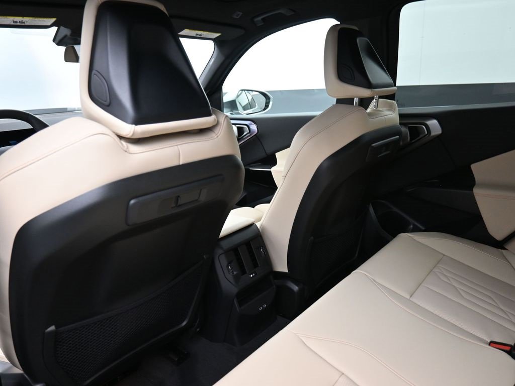 New 2026 BMW X3 xDrive30 w/ Premium Package image 18