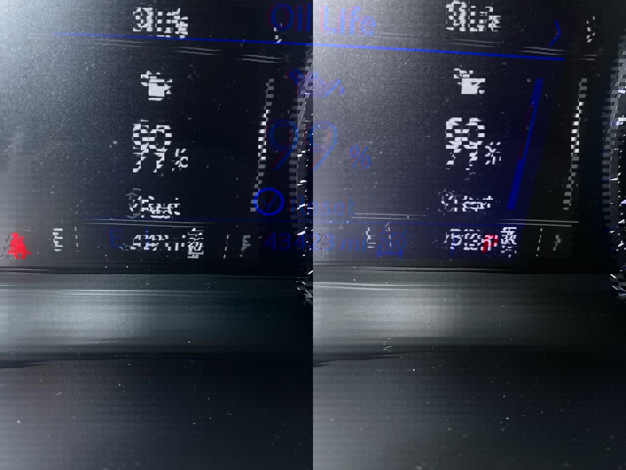 Certified 2022 Cadillac XT5 Premium Luxury image 4