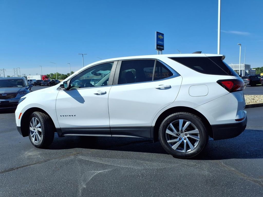 Used 2024 Chevrolet Equinox LT w/ LPO, Floor Liner Package FWD image 30