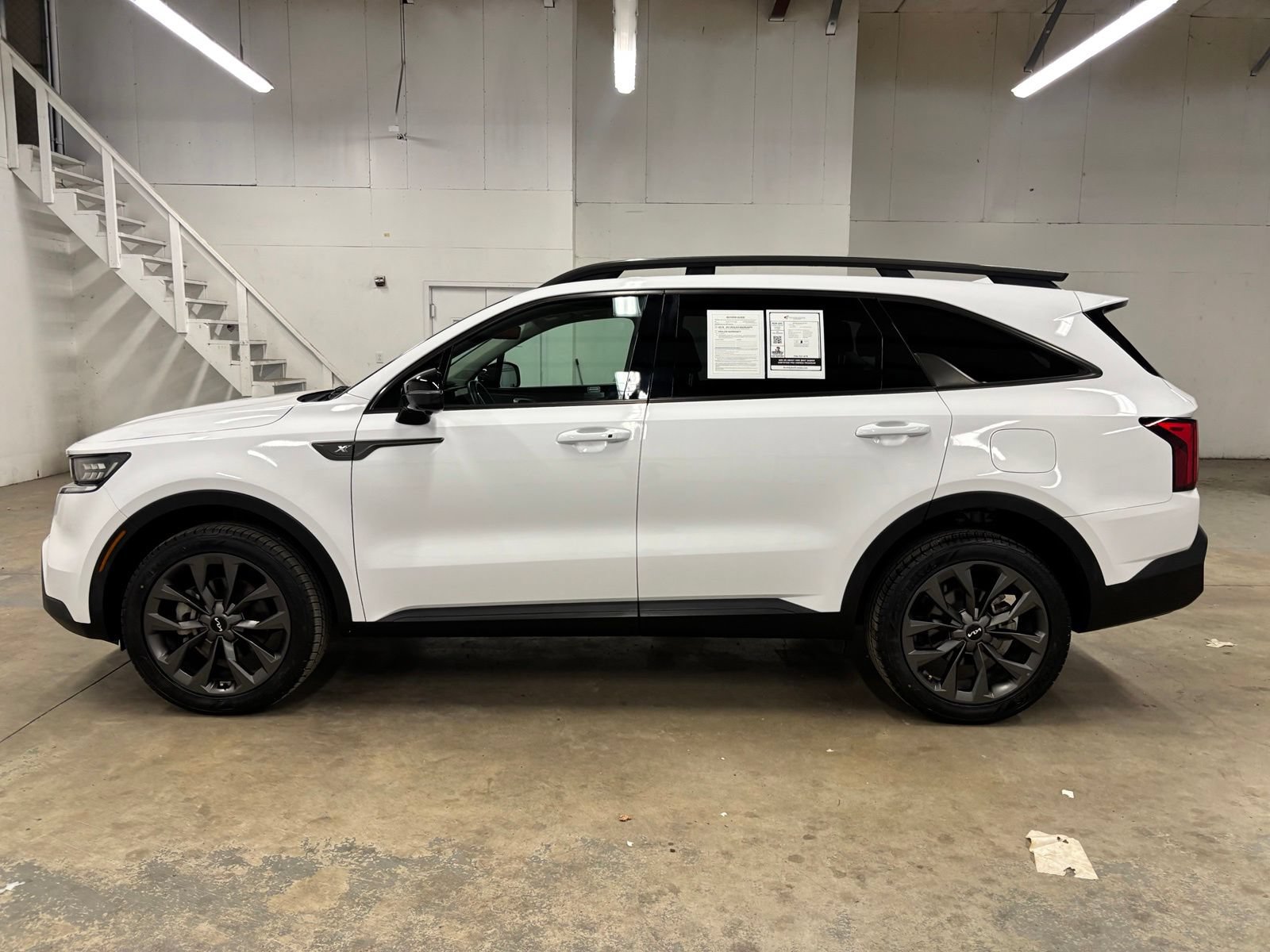 Used 2023 Kia Sorento SX Prestige AWD/4WD image 4