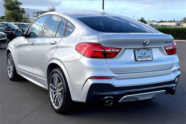 Used 2017 BMW X4 M40i image 10
