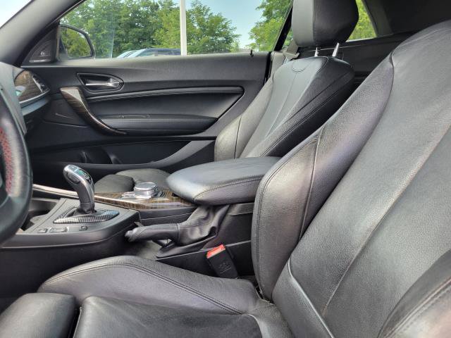 Used 2017 BMW 230i Convertible w/ Premium Package RWD image 15