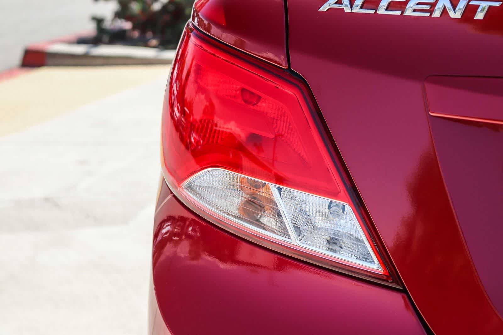 Used 2017 Hyundai Accent SE FWD image 7