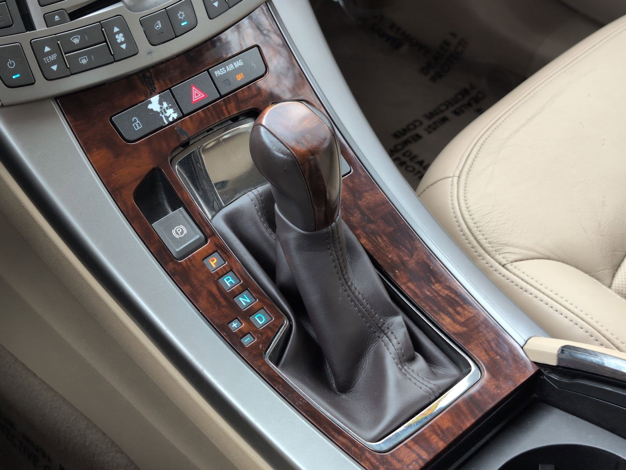 Used 2010 Buick LaCrosse CXL w/ Luxury Package image 21