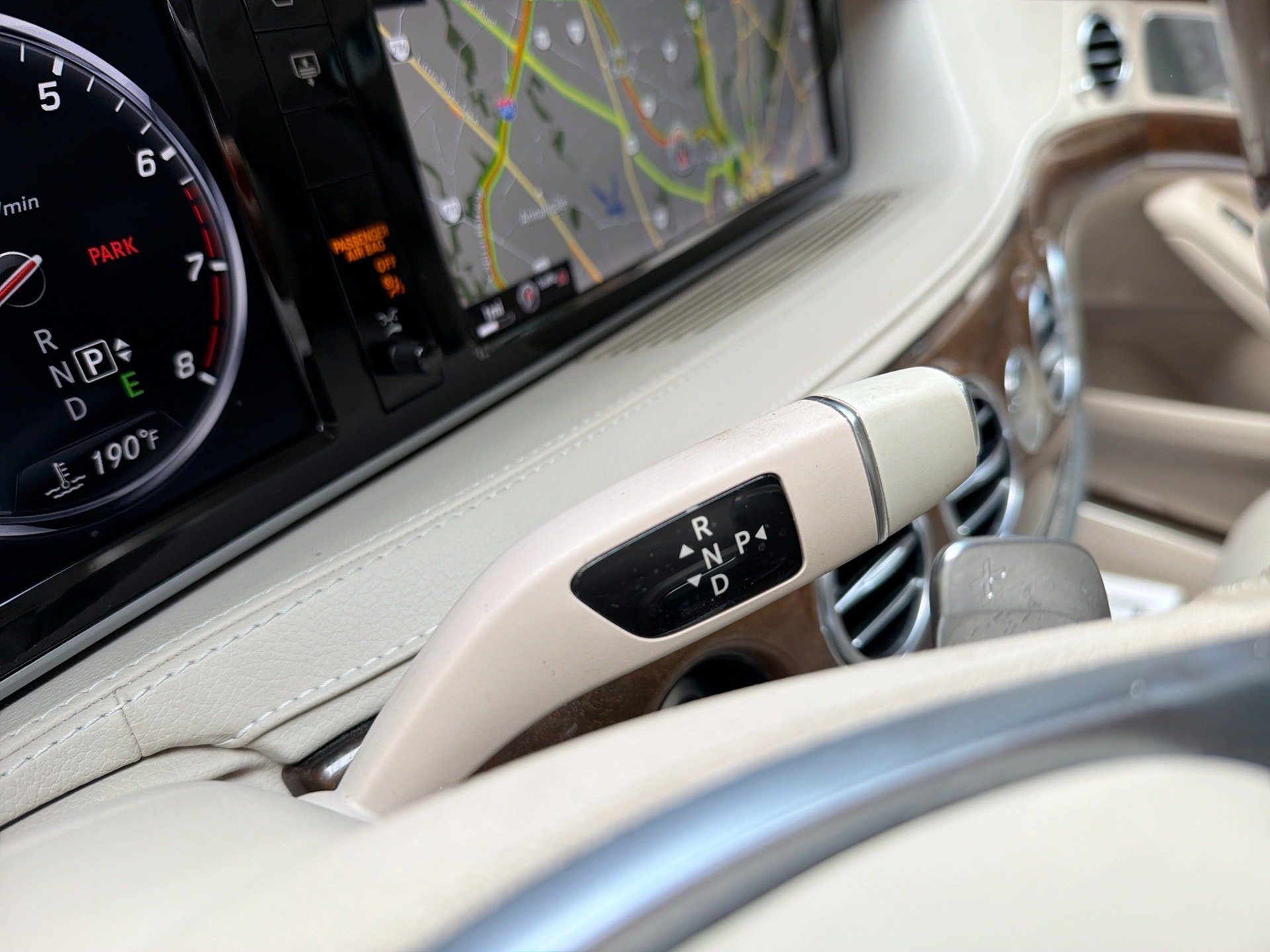 Used 2015 Mercedes-Benz S 550 Sedan image 23