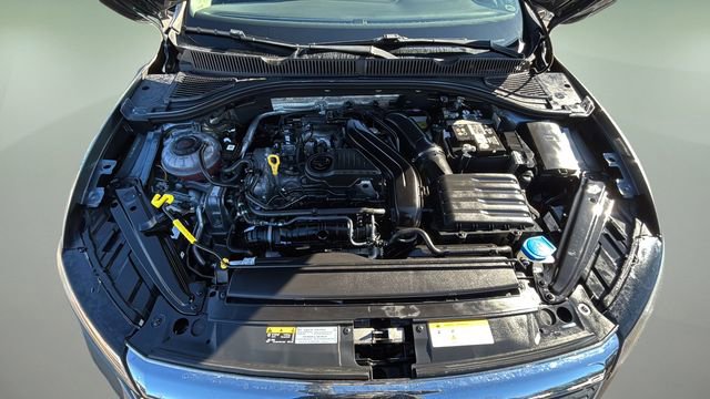 Used 2023 Volkswagen Jetta SE image 32